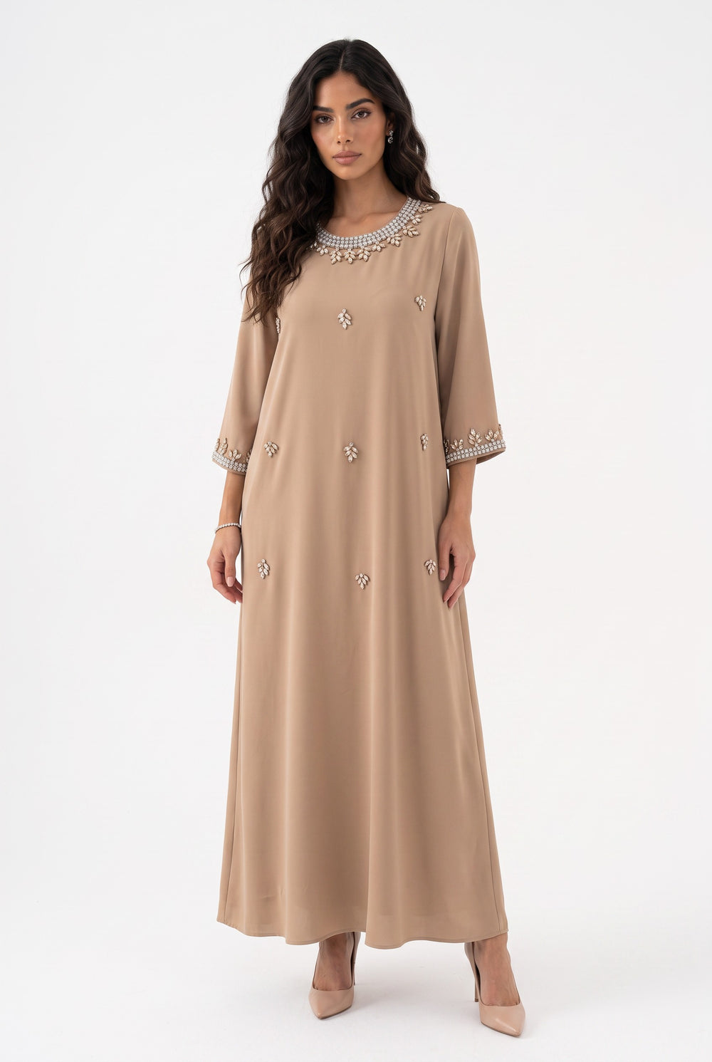Bisiklet Yaka Taş ve Boncuk İşlemeli Uzun Abiye Elbise Camel