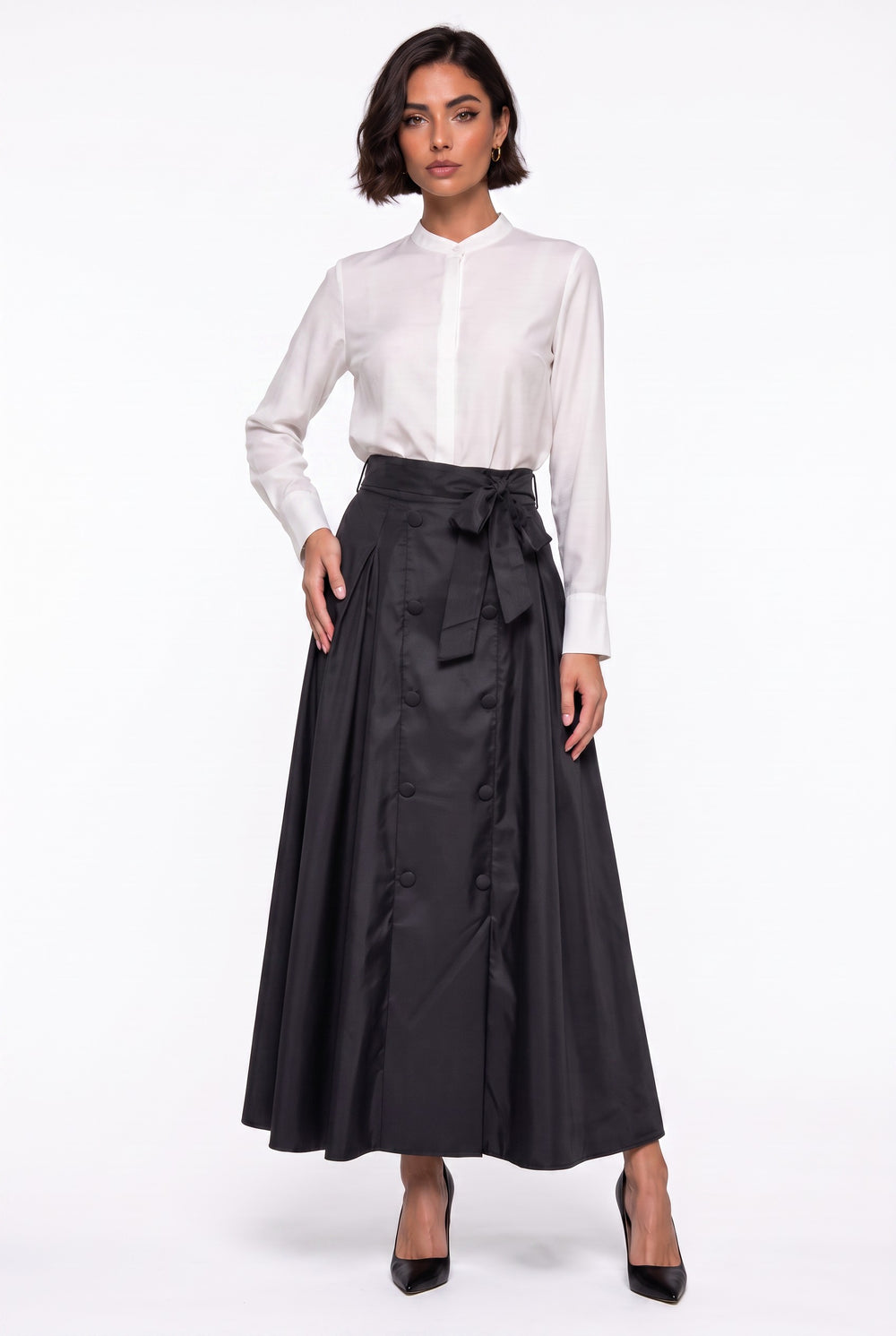 High-Waisted Pleated Maxi Skirt with Belt and Button Detail Black