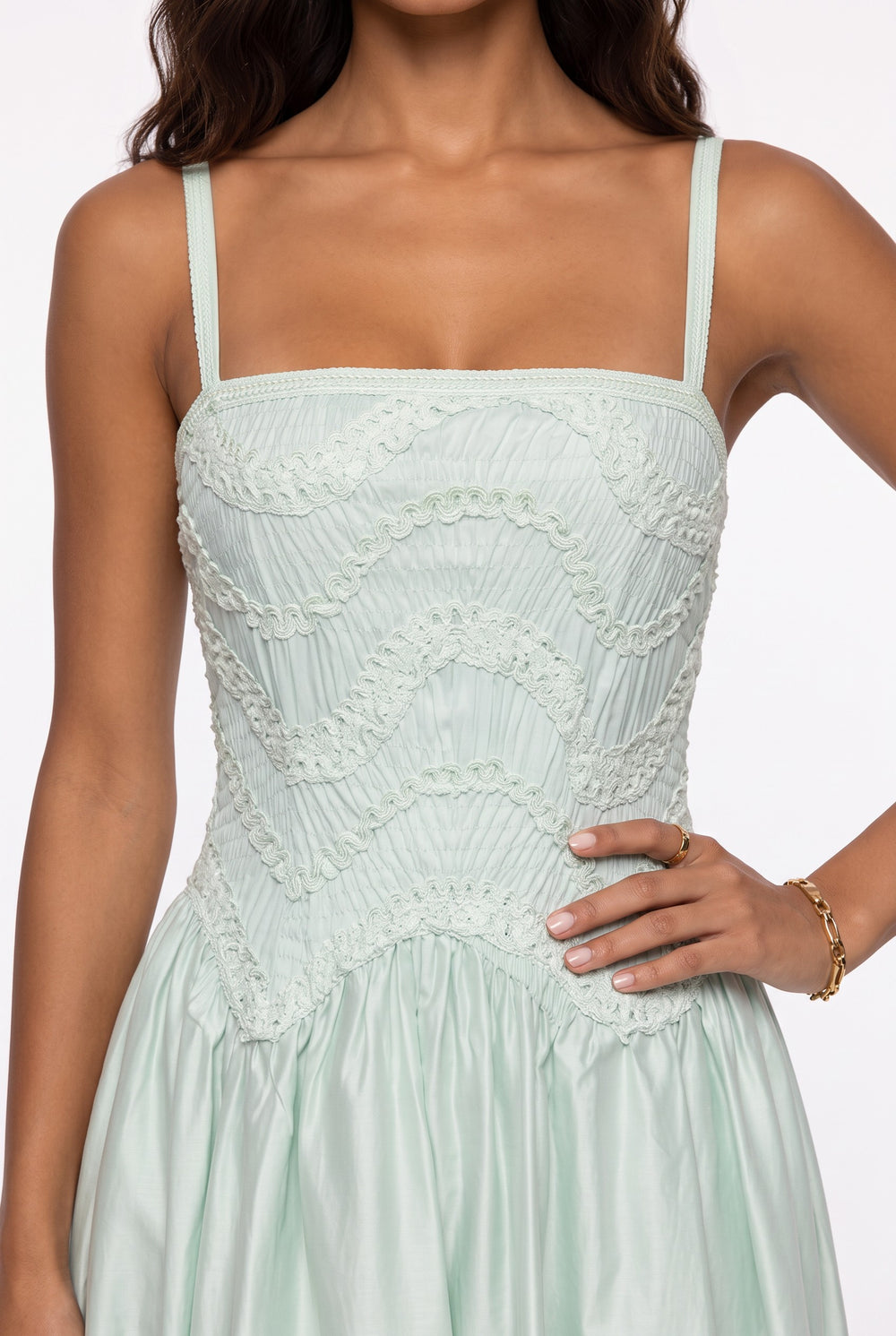 Embroidered Crinkled Fabric Midi Dress with Straps Mint