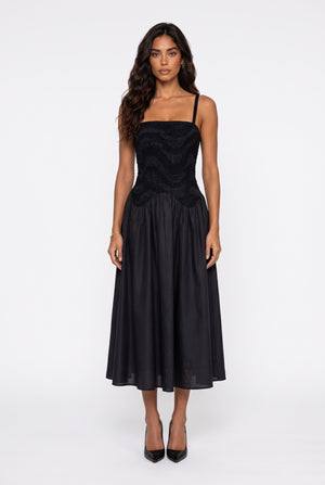 Embroidered Crinkled Fabric Strappy Midi Dress Black