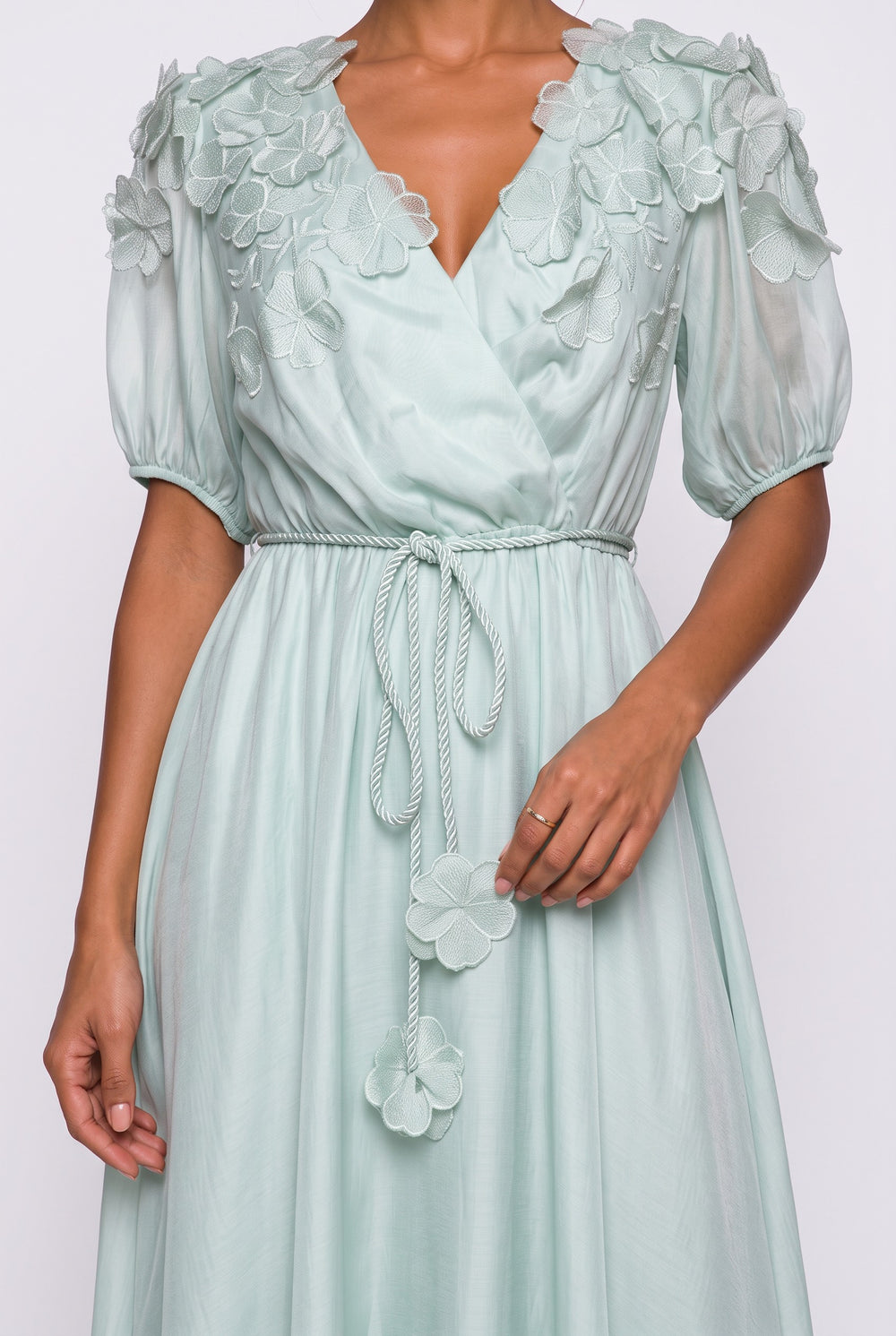 Crossover Neck Shoulder Floral Applique Midi Dress Mint